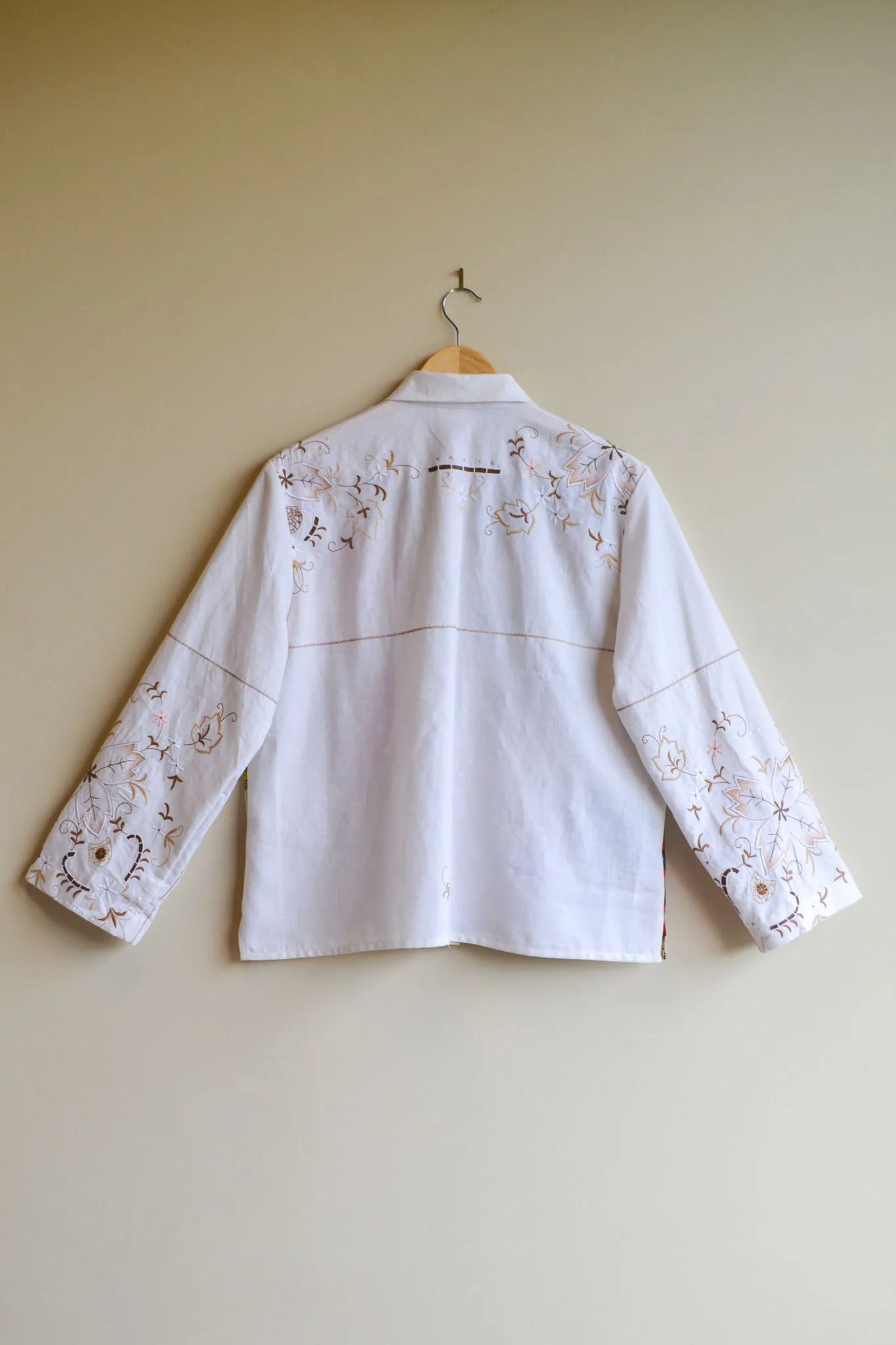 Button Up Shirt | Waratah | Large