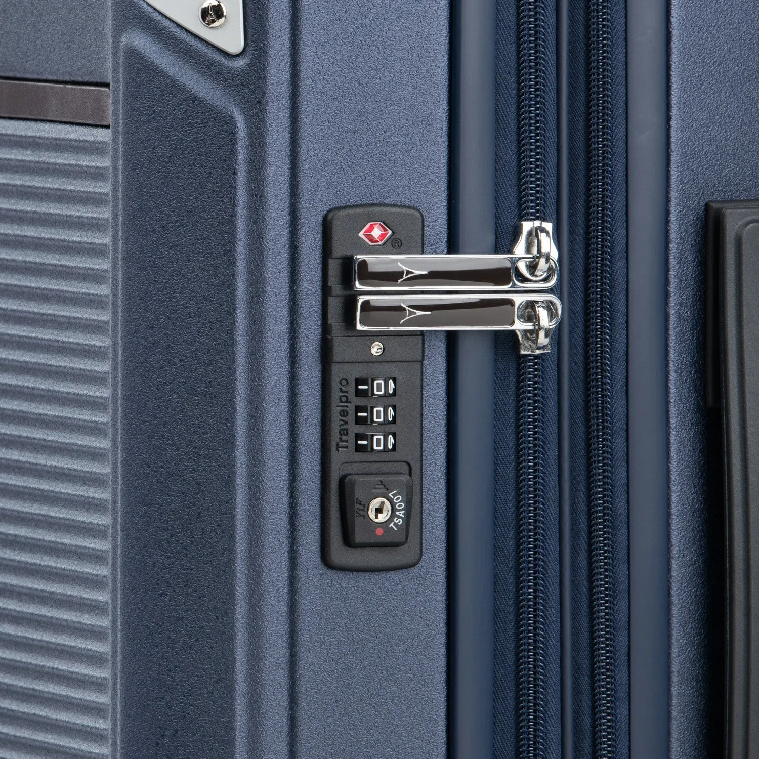 Platinum® Elite Carry-On Hardside Spinner