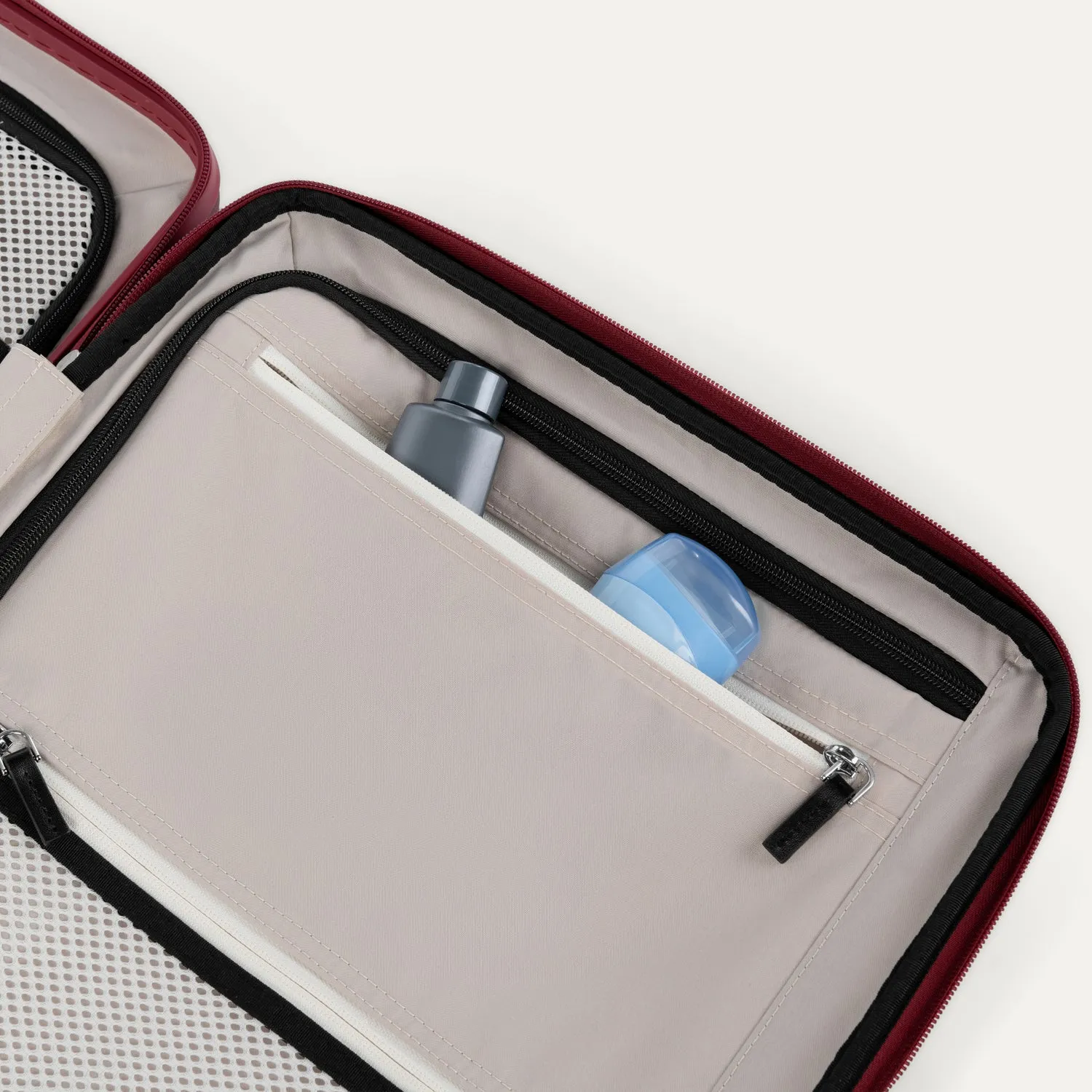 Platinum® Elite Carry-On Hardside Spinner