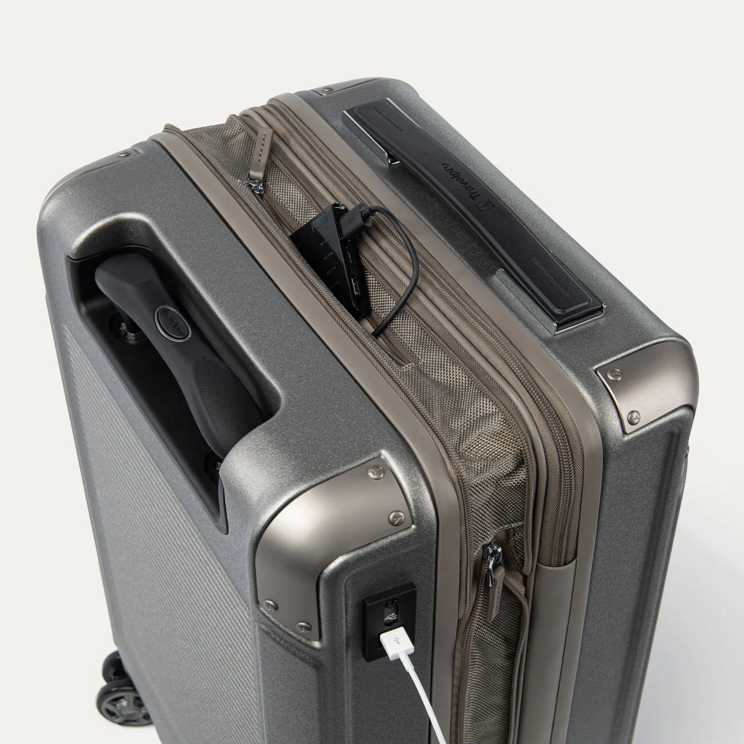 Platinum® Elite Carry-On Hardside Spinner